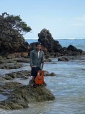 files/user/1671/yudi_ilham_-_di_pantai_kute_lombok.jpg